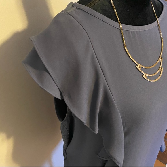 Blue top - Picture 3 of 4